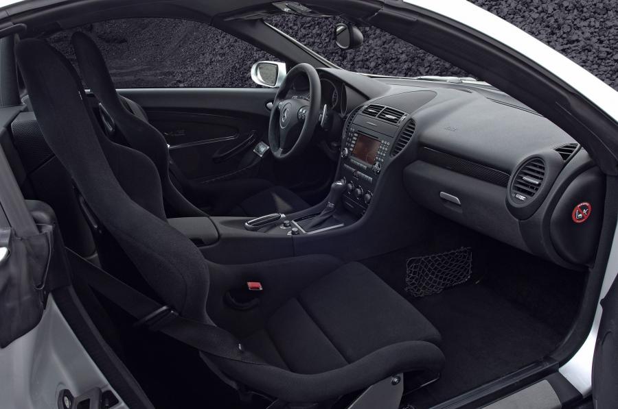  Mercedes-Benz SLK55 AMG 2005 года  (фото 4 из 96)